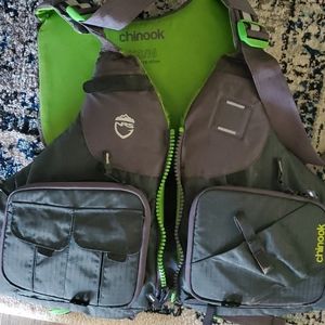 Chinnok life vest